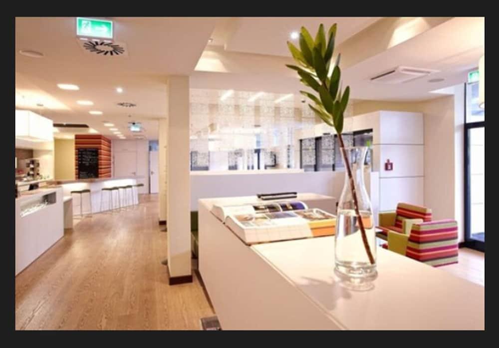 Harry'S Home Linz-Urfahr Hotel & Apartments Exterior photo